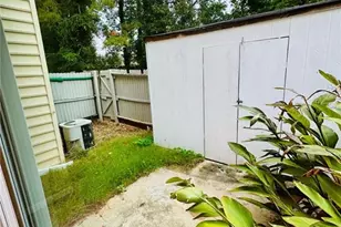 2074 Oak Park Ln, Decatur, GA 30032 - Photo 8