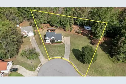 4693 Devencrest Lane, Buford, GA 30519 - Photo 2