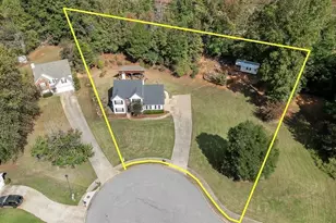 4693 Devencrest Ln, Buford, GA 30519 - Photo 2