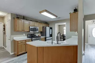 4693 Devencrest Ln, Buford, GA 30519 - Photo 18