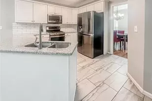 1485 Oglethorpe Run Ln, Suwanee, GA 30024 - Photo 4