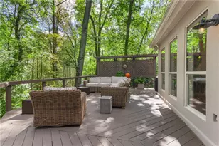 7315 Chattahoochee Bluff Dr, Atlanta, GA 30350 - Photo 16