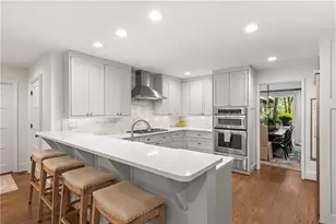 7315 Chattahoochee Bluff Dr, Atlanta, GA 30350 - Photo 10