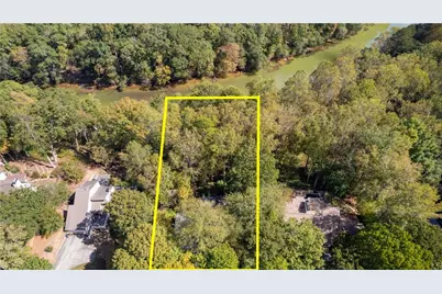 7315 Chattahoochee Bluff Drive, Atlanta, GA 30350 - Photo 40