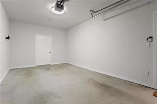 2700 Pine Tree Road NE, Atlanta, GA 30324 - Photo 4