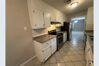 727 S Carter Drive, Jonesboro, GA 30236 - Photo 8