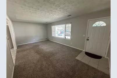 727 S Carter Drive, Jonesboro, GA 30236 - Photo 2