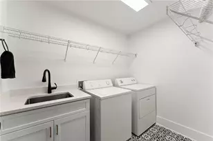 151 South Pointe Dr, Hartwell, GA 30643 - Photo 10