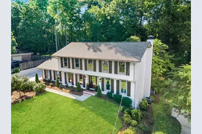 3549 Castlehill Court, Tucker, GA 30084 - Photo 2