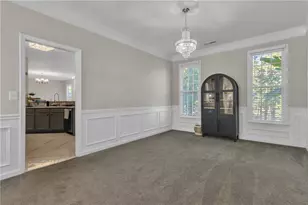 698 Deer Lake Trail, Stone Mountain, GA 30087 - Photo 10