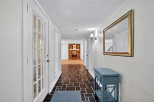 220 Hollyberry Dr, Roswell, GA 30076 - Photo 6