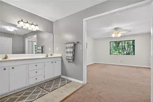 220 Hollyberry Dr, Roswell, GA 30076 - Photo 20