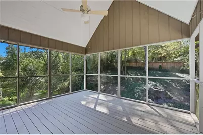 943 Parkhill Place, Gainesville, GA 30501 - Photo 10