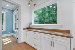 219 Poplar Street NW, Lilburn, GA 30047 - Photo 32