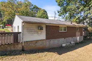 2915 Mustang Dr, Gainesville, GA 30507 - Photo 12