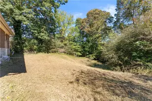 2915 Mustang Dr, Gainesville, GA 30507 - Photo 10