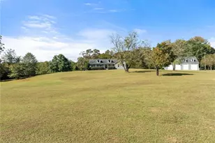 749 Hubert Pittman Rd, Pendergrass, GA 30567 - Photo 4