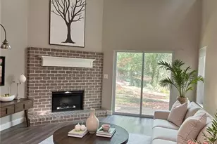 2152 Lilac Ln, Decatur, GA 30032 - Photo 8