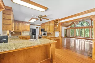 6985 Spout Springs Rd, Flowery Branch, GA 30542 - Photo 20