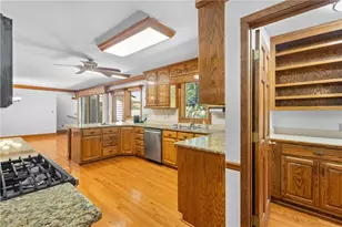 6985 Spout Springs Rd, Flowery Branch, GA 30542 - Photo 24