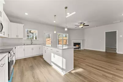 606 Walnut Creek Parkway, Pendergrass, GA 30567 - Photo 14