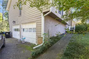 733 Creek Trl NW, Kennesaw, GA 30144 - Photo 6