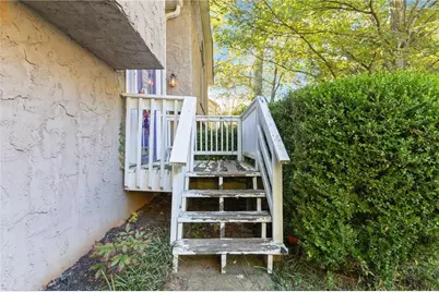 733 Creek Trail NW, Kennesaw, GA 30144 - Photo 4