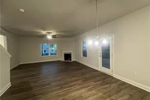 502 Walnut Crk Pkwy, Pendergrass, GA 30567 - Photo 8