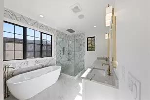 1385 Sylvan Cir NE, Brookhaven, GA 30319 - Photo 18