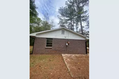 29 Highland Park Drive, Sharpsburg, GA 30277 - Photo 4