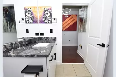 3324 Peachtree Road NE #1115, Atlanta, GA 30326 - Photo 12