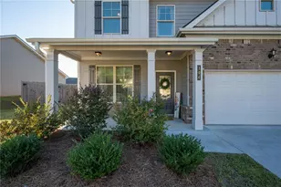 104 Cornwell Wy, Calhoun, GA 30701 - Photo 2