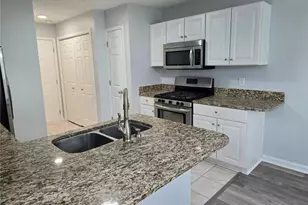 13352 Harpley Ct, Alpharetta, GA 30004 - Photo 8