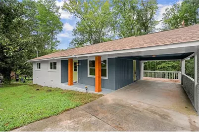 844 San Miguel Drive, Stone Mountain, GA 30083 - Photo 2