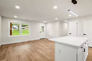 844 San Miguel Dr, Stone Mountain, GA 30083 - Photo 6