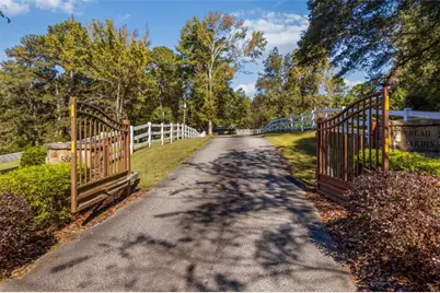 5888 Old Stone Mountain Road, Stone Mountain, GA 30087 - Photo 4