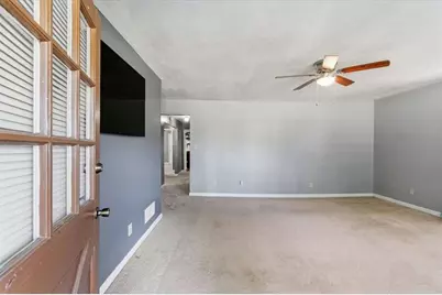 318 N Dogwood Street N, Villa Rica, GA 30180 - Photo 6