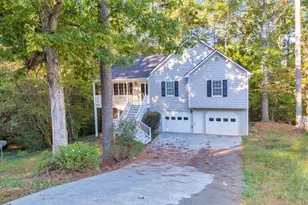 304 Queensbury Walk, Acworth, GA 30102 - Photo 2