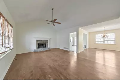 304 Queensbury Walk, Acworth, GA 30102 - Photo 6