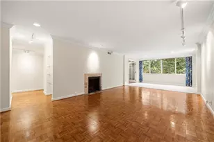 2734 Peachtree Rd NW, Atlanta, GA 30305 - Photo 2