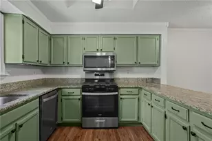 36 Doranne Ct SE, Smyrna, GA 30080 - Photo 8