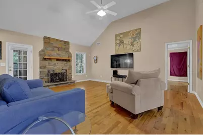7343 Peacebrook Drive, Flowery Branch, GA 30542 - Photo 4
