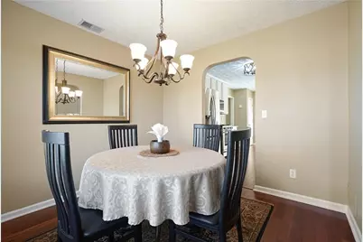 2404 Pondside Court NE, Marietta, GA 30062 - Photo 10