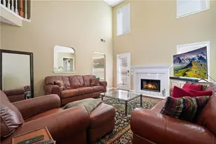 2404 Pondside Ct NE, Marietta, GA 30062 - Photo 2