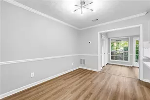 5651 Wells Cir, Stone Mountain, GA 30087 - Photo 10