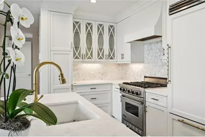 3630 Peachtree Road NE #3106, Atlanta, GA 30326 - Photo 6