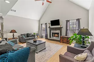 5126 Cash Rd, Flowery Branch, GA 30542 - Photo 10