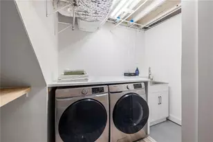 1723 Council Bluff Dr NE, Atlanta, GA 30345 - Photo 42