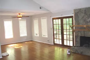 5080 Post Rd Pass, Stone Mountain, GA 30088 - Photo 6