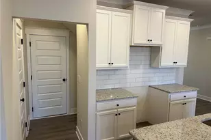 4135 Millstone Park Ln, Gainesville, GA 30504 - Photo 8